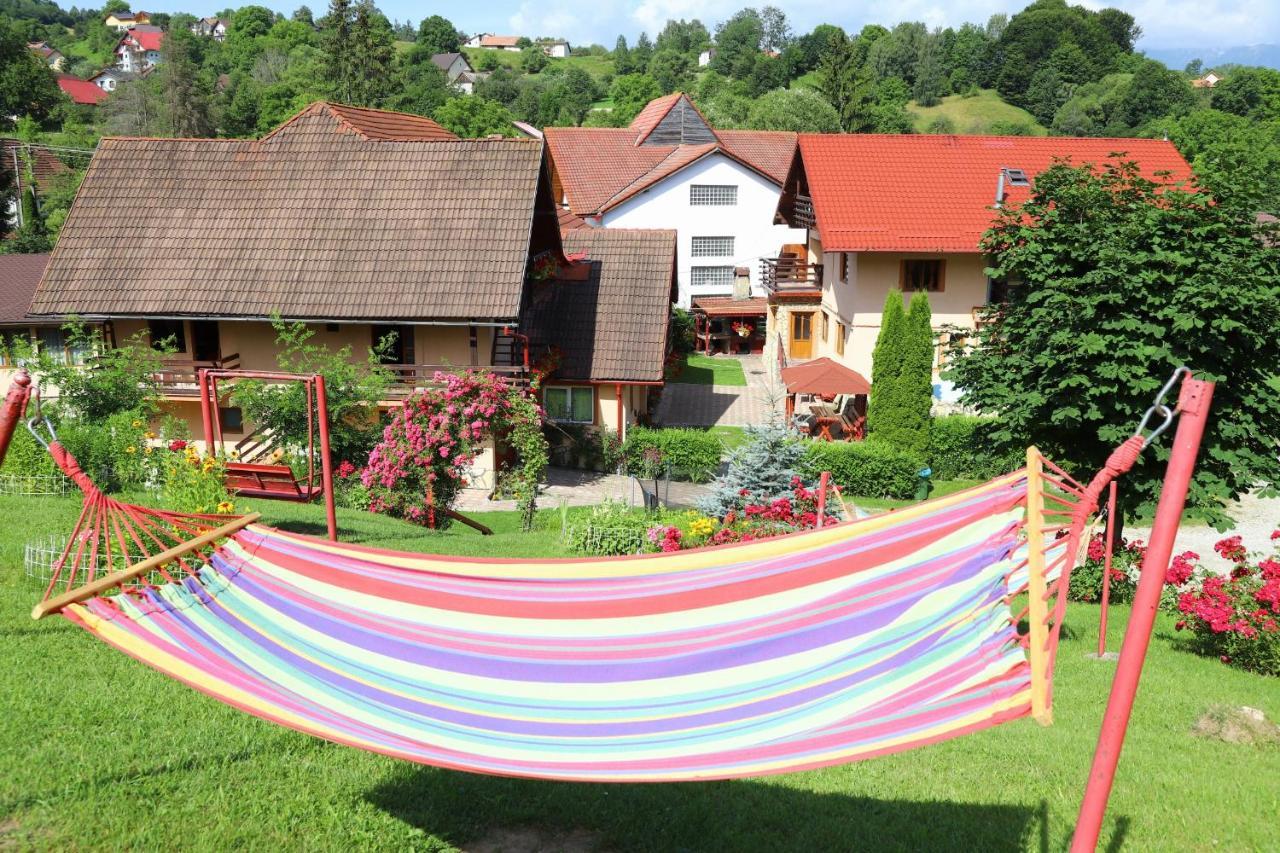 Pensiunea Dealul Frumos Bran  Esterno foto